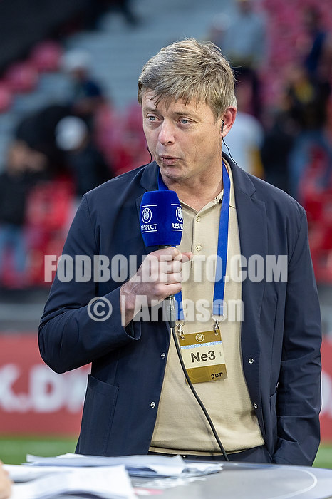 Jon Dahl Tomasson, cheftr�ner  (Sverige)