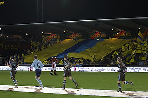 Brndbyfans med tifo, Stefan Gislason (Brndby IF), Stephan Andersen (Brndby IF), Thomas Rasmussen (Brndby IF), Anders Randrup (Brndby IF), Ousman Jallow (Brndby IF)