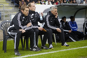 Rene Skovdahl, assistenttrner (Brndby IF), Kim Daugaard, assistenttrner (Brndby IF), Henrik Jensen, cheftrner (Brndby IF) p trnerbnken