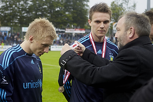 Daniel Wass (Brndby IF) fr sin bronze medalje, Nicolaj Agger (Brndby IF), Mike Jensen (Brndby IF)