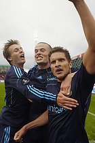 Jan Kristiansen, mlscorer (Brndby IF) tiljubles af Mikkel Thygesen (Brndby IF) og Nicolaj Agger (Brndby IF)