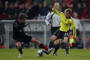 Michael Krohn-Dehli (Brndby IF), Anders Hermansen, dommer, Jakob Poulsen, anfrer (FC Midtjylland)