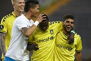 Dario Dumic, anfrer (Brndby IF), Oke Akpoveta (Brndby IF), Daniel Norouzi (Brndby IF)