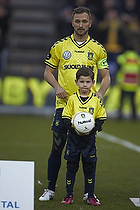 Dagens maskot, Dennis Rommedahl, anfrer (Brndby IF)