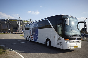 FCK-spillerbus forlader Brndby Stadion