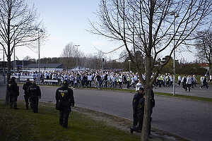 Politiet flger FCK-fans til Brndby Stadion