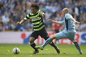 Martin Braithwaite (Esbjerg fB). Johnny Thomsen (Randers FC)