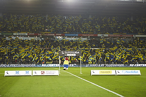 Brndby Stadion kldt i flag