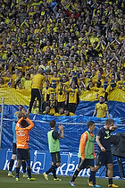 Spillerne takker br�ndbyfans