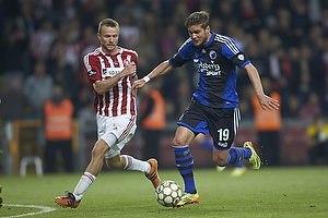 Rasmus W�rtz, anf�rer (Aab), Rurik Gislason (FC K�benhavn)