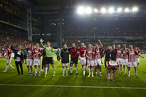Aab-spillerne jubler p banen efter sejren i pokalfinalen 2014