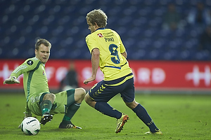 Teemu Pukki (Brndby IF) runder Nicolai Larsen (Aab) og scorer