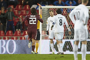 Vladislav Bezborodov, dommer udviser Mikael Antonsson (FC Kbenhavn)