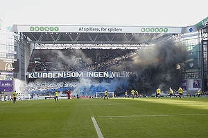 Klik for at se eller bestil foto