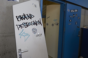 Grafiti p udebaneafsnittet p Brndby Stadion efter derbyet imellem Brndby IF og FC Kbenhavn