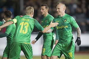Magnus Eriksson, mlscorer (Brndby IF), Johan Larsson, anfrer (Brndby IF)