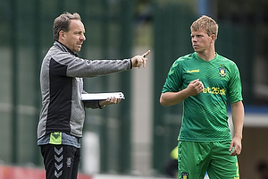Alexander Zorniger, cheftrner (Brndby IF), Jesper Lindorff Juelsgrd (Brndby IF)