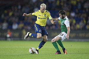 Johan Larsson, anfrer (Brndby IF), James Keatings (Hibernian FC)