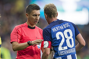 Fabian Lustenberger (Hertha BSC), Pawel Gil, dommer
