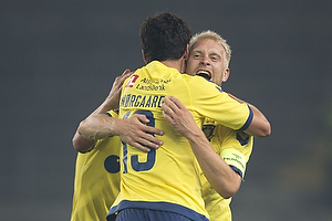 Johan Larsson, anfrer (Brndby IF), Christian Nrgaard (Brndby IF)