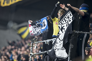 Brndbyfans med FCK-banner