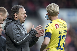 Alexander Zorniger, cheftrner (Brndby IF), Johan Larsson, anfrer (Brndby IF)