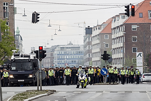 Brndbyfans I march mod stadion