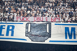 FCK-Fans med banner