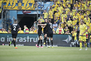 Marcus Ingvartsen (FC Nordsjlland), Uidentificeret person (FC Nordsjlland), Andreas Maxs, anfrer (FC Nordsjlland)