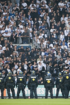 FCK-fans og kampkldt politi