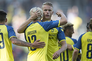 Johan Larsson, mlscorer (Brndby IF), Hjrtur Hermannsson (Brndby IF)