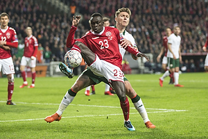 Pione Sisto (Danmark), Jeff Hendrick (Irland)