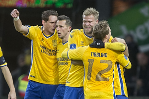 Benedikt Rcker (Brndby IF), Kamil Wilczek (Brndby IF), Paulus Arajuuri (Brndby IF), Simon Tibbling (Brndby IF)