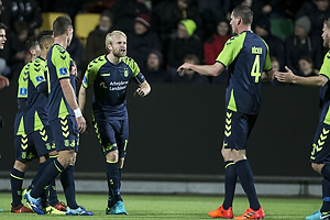 Johan Larsson, anfrer (Brndby IF), Benedikt Rcker (Brndby IF)