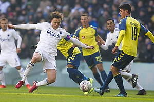 William Kvist, anfrer (FC Kbenhavn), Christian Nrgaard (Brndby IF)