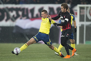 Kamil Wilczek (Brndby IF), Jakob Poulsen, anfrer (FC Midtjylland)