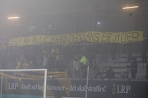Horsens-fans med banner