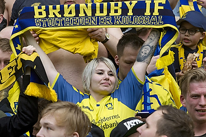 Klik for at se eller bestil foto