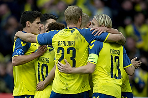 Paulus Arajuuri (Brndby IF), Johan Larsson, anfrer (Brndby IF), Christian Nrgaard (Brndby IF)