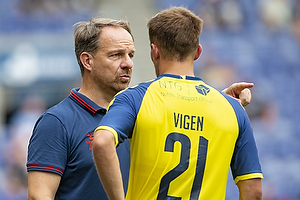 Lasse Vigen Christensen (Brndby IF), Alexander Zorniger, cheftrner (Brndby IF)