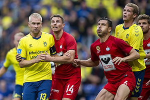 Johan Larsson, anfrer (Brndby IF), Jesper Lauridsen (Esbjerg fB), Nikolai Laursen (Brndby IF)
