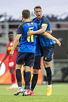 Andreas Maxs, anfrer (Brndby IF), Mikael Uhre (Brndby IF)