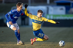 Mikael Uhre (Brndby IF), Kasper Enghardt, anfrer  (Lyngby BK)