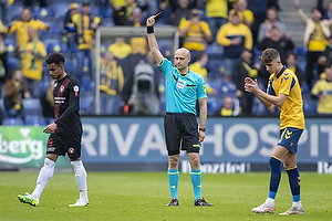 Peter Kjrsgaard, Dommer, Paul Victor da Silva  (FC Midtjylland), Jesper Lindstrm (Brndby IF)