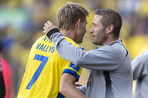Nicolai Vallys  (Brndby IF), Martin Retov, assistenttrner (Brndby IF)