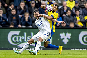 Davit Khocholava  (FC Kbenhavn), Ohi Omoijuanfo  (Brndby IF)