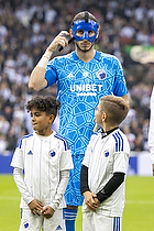Kamil Grabara  (FC Kbenhavn)