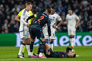 Kyle Walker  (Manchester City FC), Elias Achouri  (FC K�benhavn), Viktor Claesson  (FC K�benhavn)