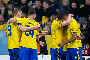 Mathias Greve  (Br�ndby IF), Marko Divkovic  (Br�ndby IF), Ohi Omoijuanfo, m�lscorer  (Br�ndby IF)