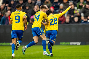 Yuito Suzuki, m�lscorer  (Br�ndby IF), Marko Divkovic  (Br�ndby IF)